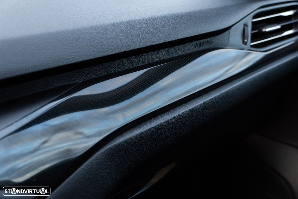 Ford Focus 1.0 EcoBoost MHEV ST-Line - 42