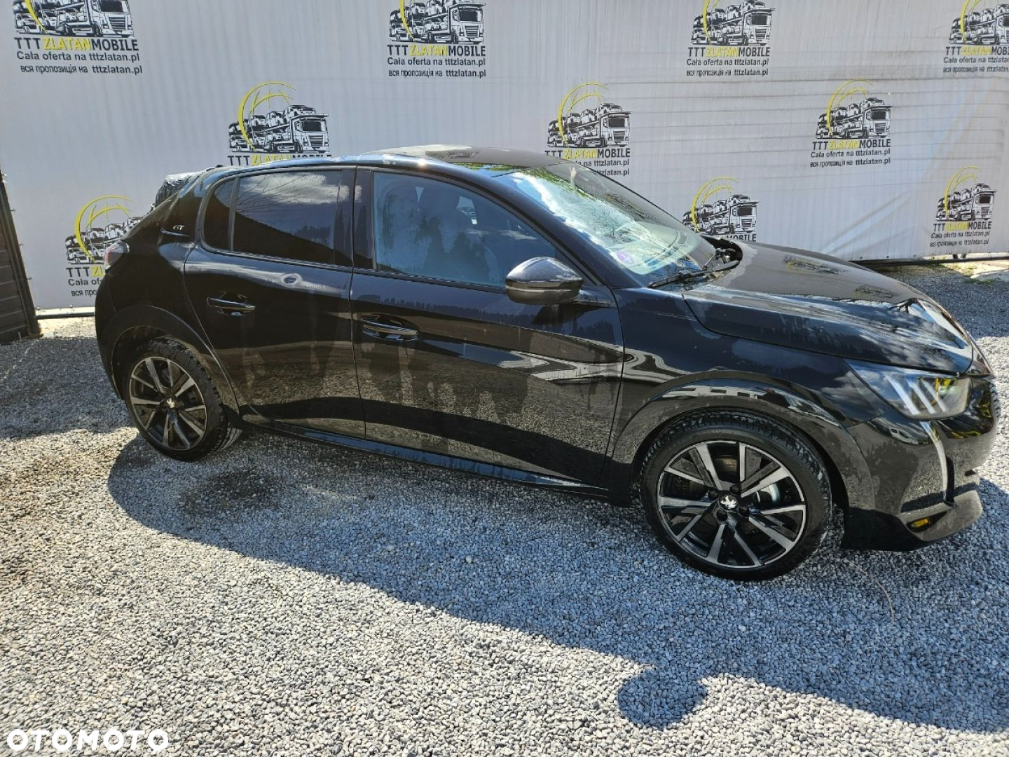 Peugeot 208 - 15