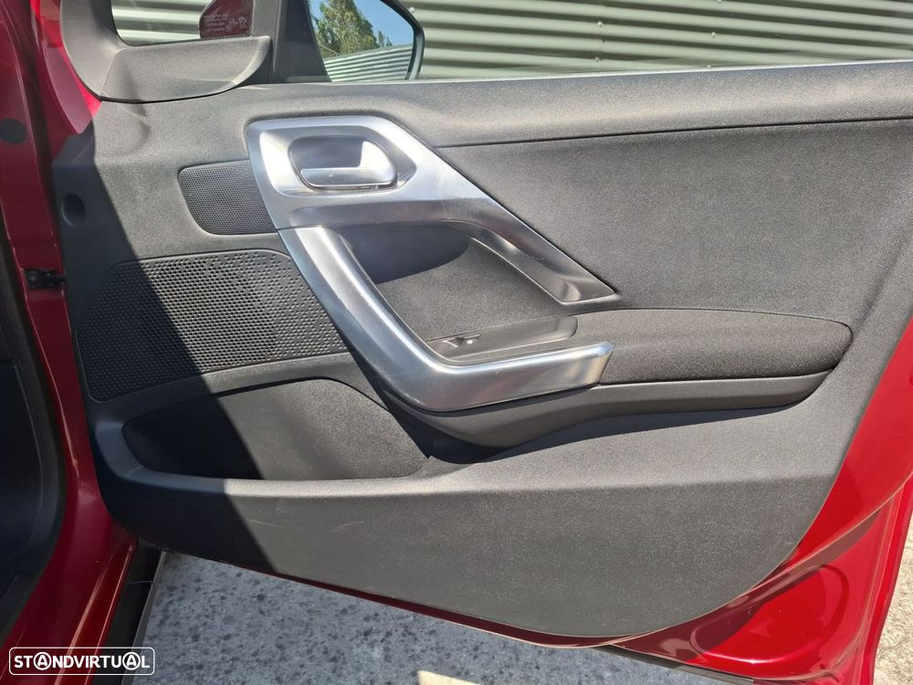 Peugeot 2008 1.6 BlueHDi Allure - 46