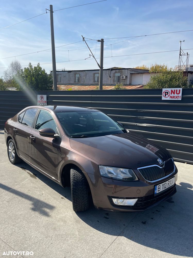 Skoda Octavia 2013 photo 2