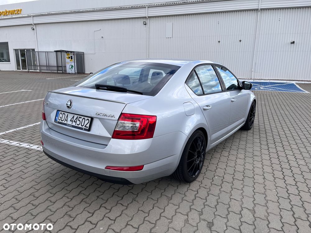 Skoda Octavia 1.8 TSI Elegance DSG - 3
