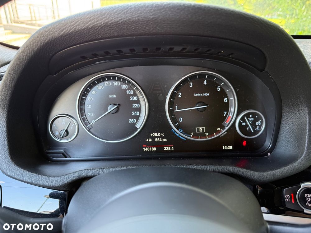 BMW X3 xDrive20i - 16