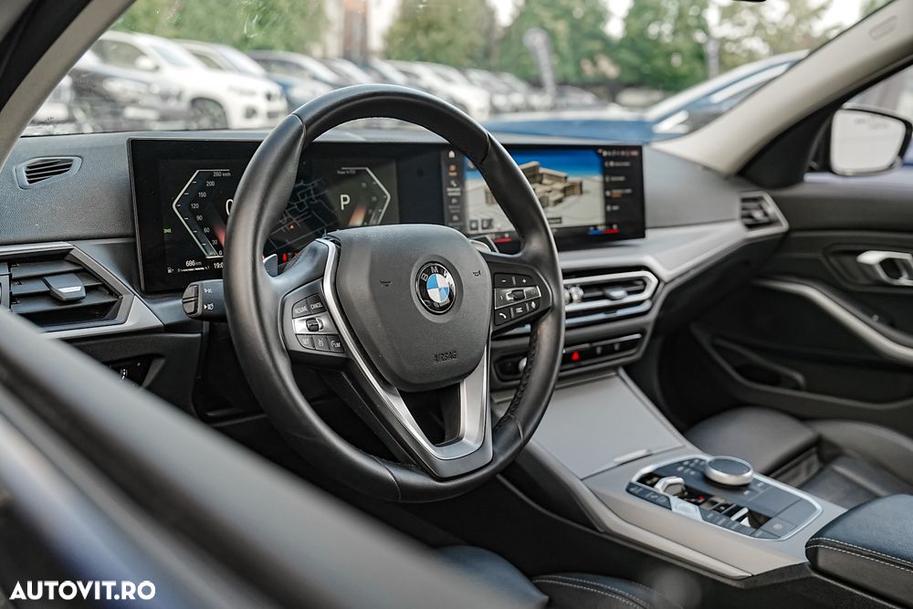 BMW Seria 3 318i Aut. Advantage - 24