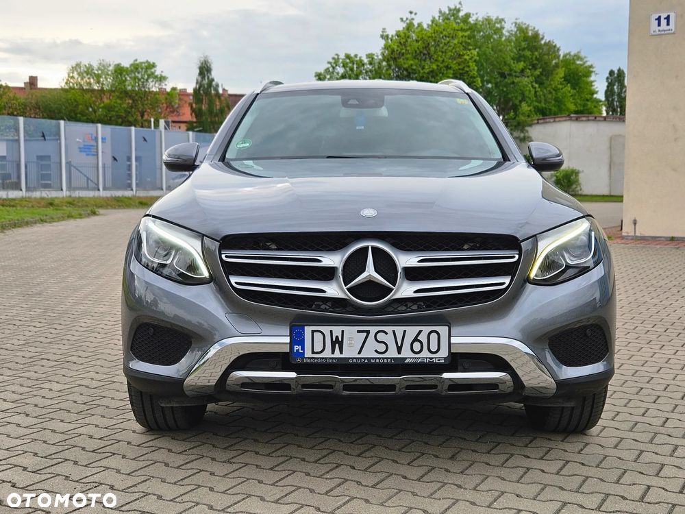 Mercedes-Benz GLC - 12