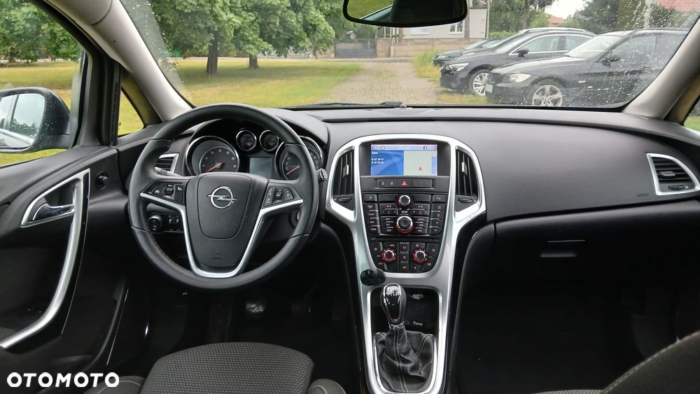 Opel Astra 1.4 Turbo Color Edition - 12