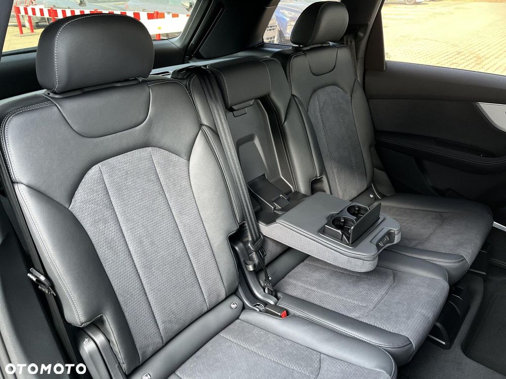 Audi Q7 - 22