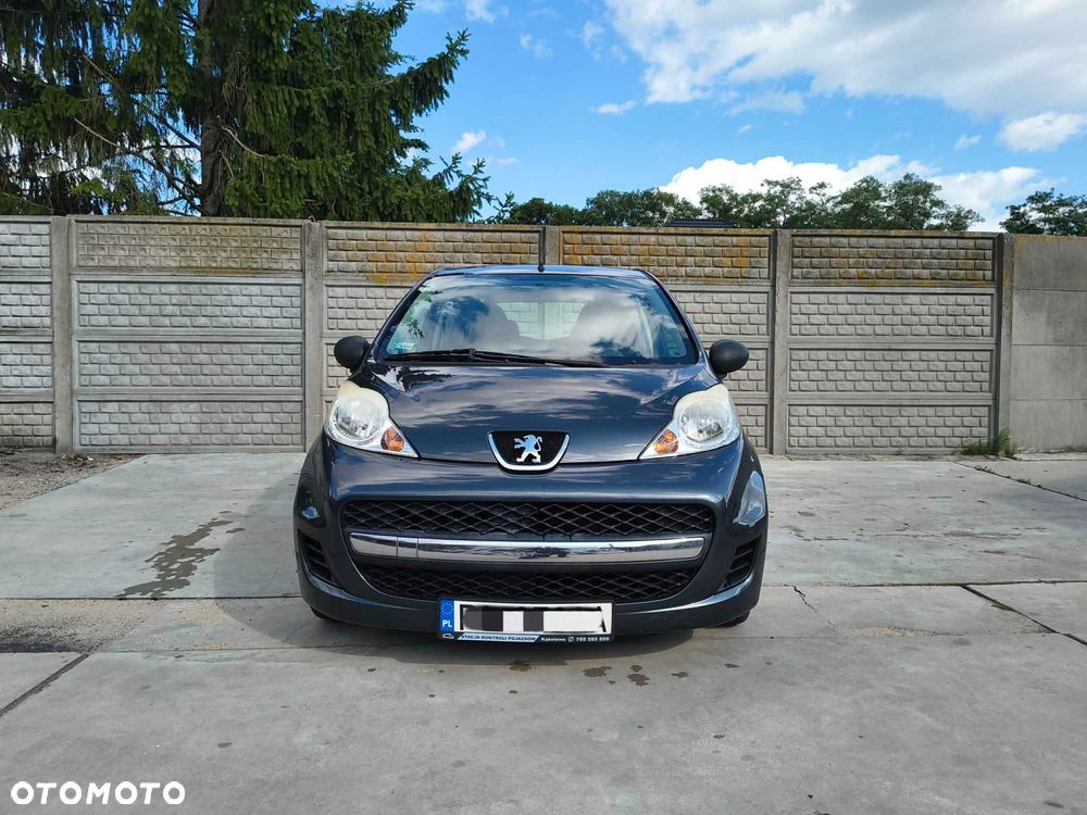 Peugeot 107 - 1