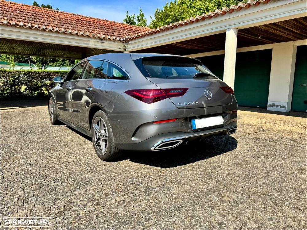 Mercedes-Benz CLA 250 - 4