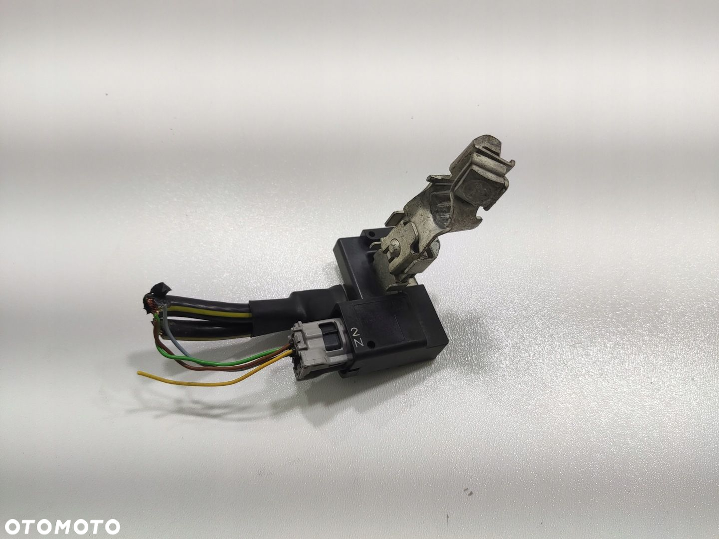 KLEMA MINUSOWA NISSAN JUKE I F15 2015-2019 LIFT 294G0-1JA0A - 2