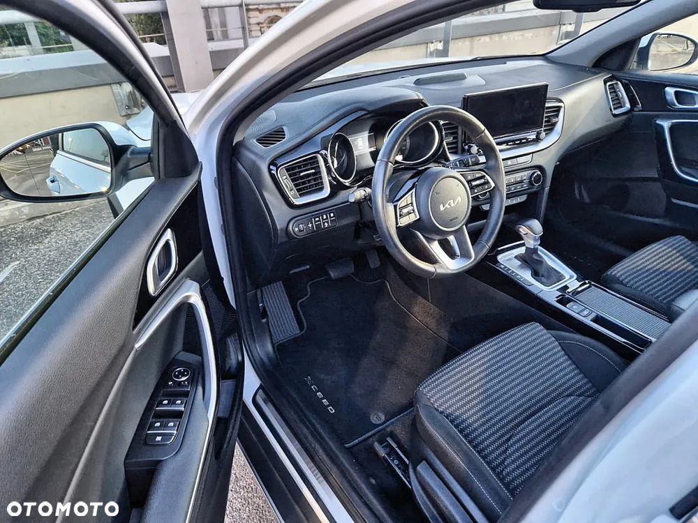 Kia XCeed 1.6 GDI PHEV Business Line DCT - 4