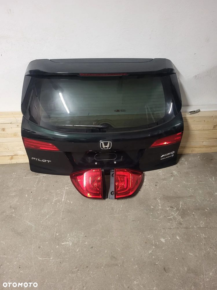 Honda pilot 2017rok lampy tyl lewa prawa - 7