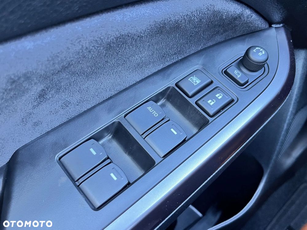 Suzuki Vitara - 12