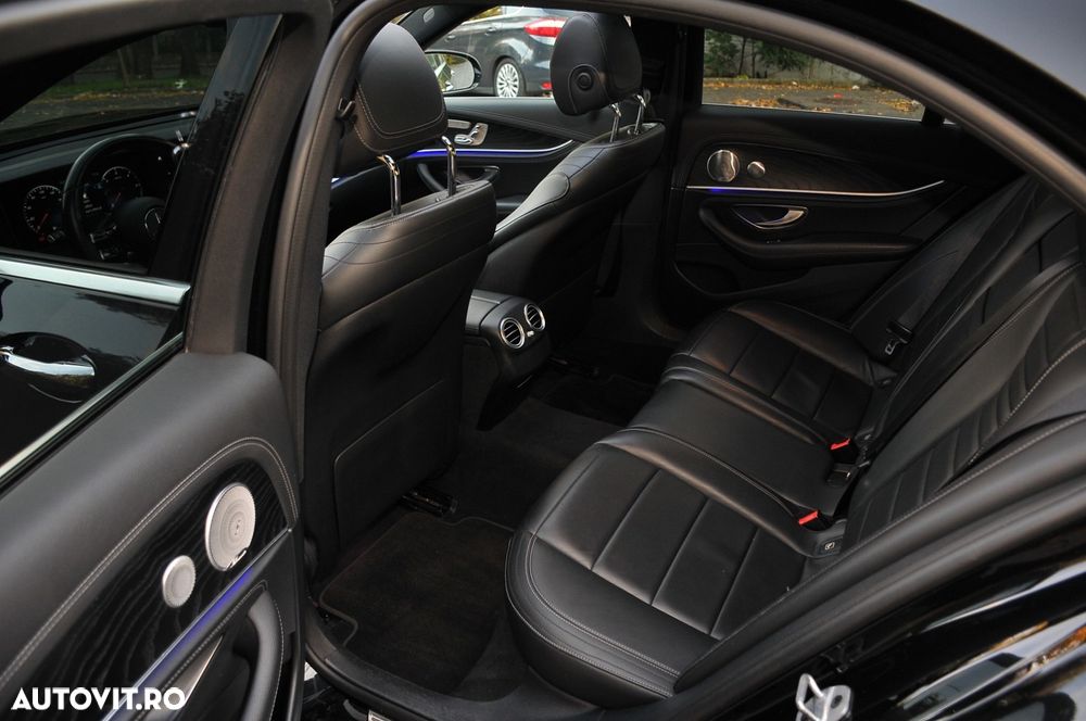 Mercedes-Benz E - 16