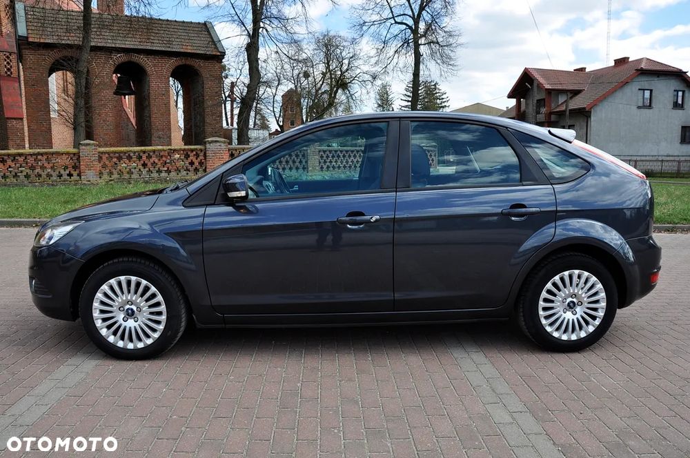 Ford Focus 1.8 Titanium - 2