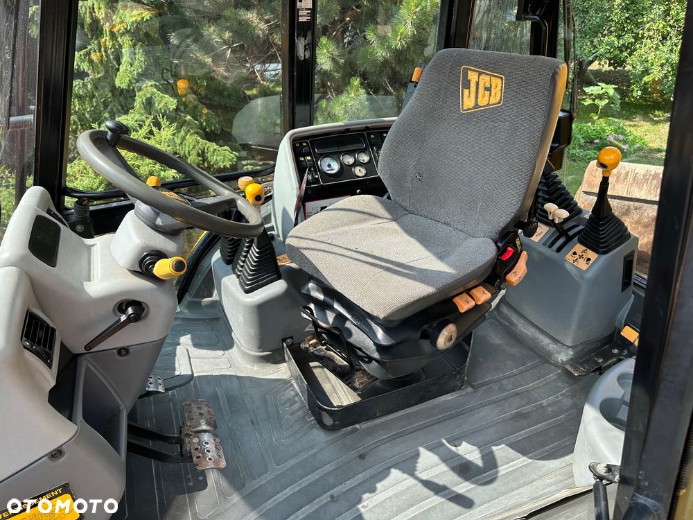JCB 3CX Super stan 2001 rok 4x4 silnik Perkins Turbo - 24