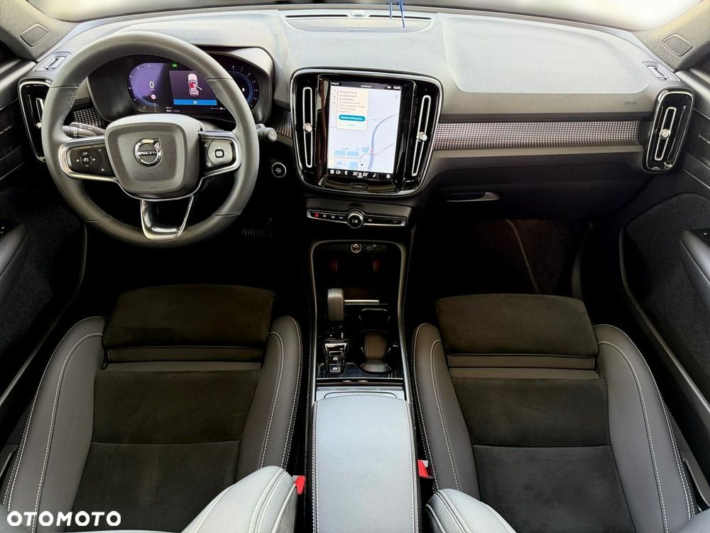 Volvo XC 40 - 22