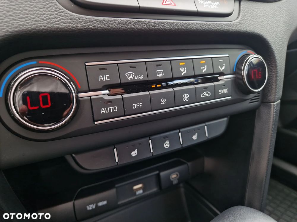 Kia Ceed 1.5 T-GDI M DCT - 27