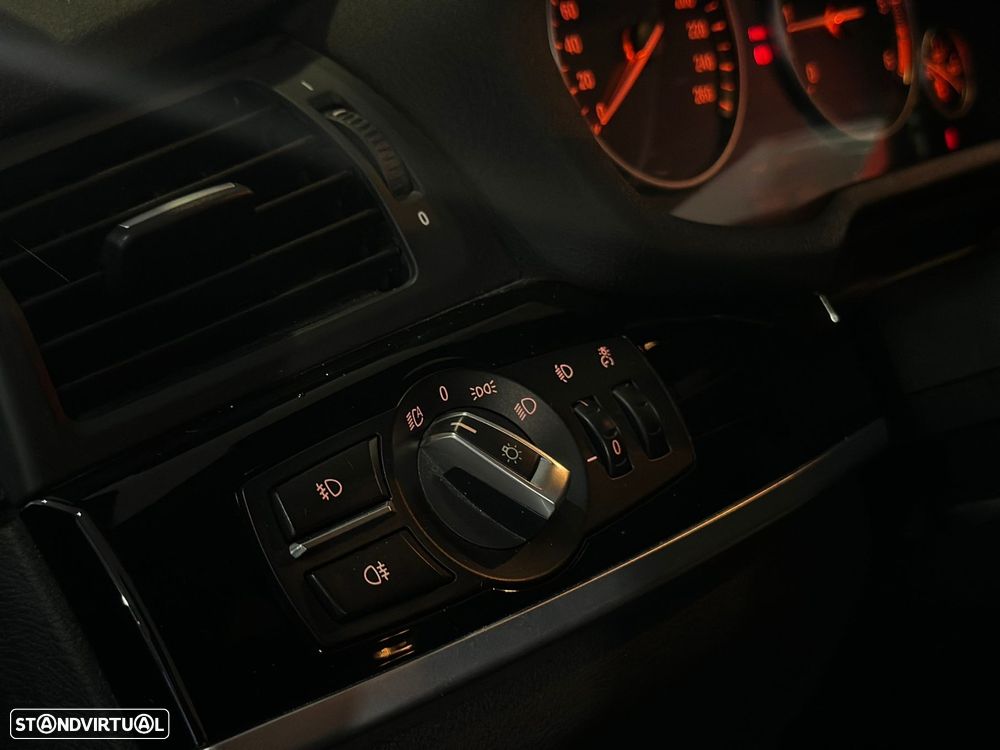 BMW X4 20 d xDrive Auto - 17