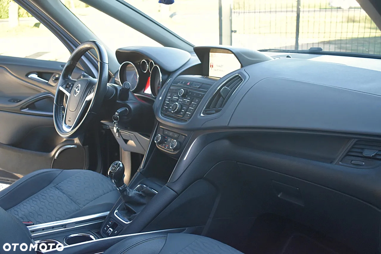 Opel Zafira 1.6 CDTI Cosmo - 23