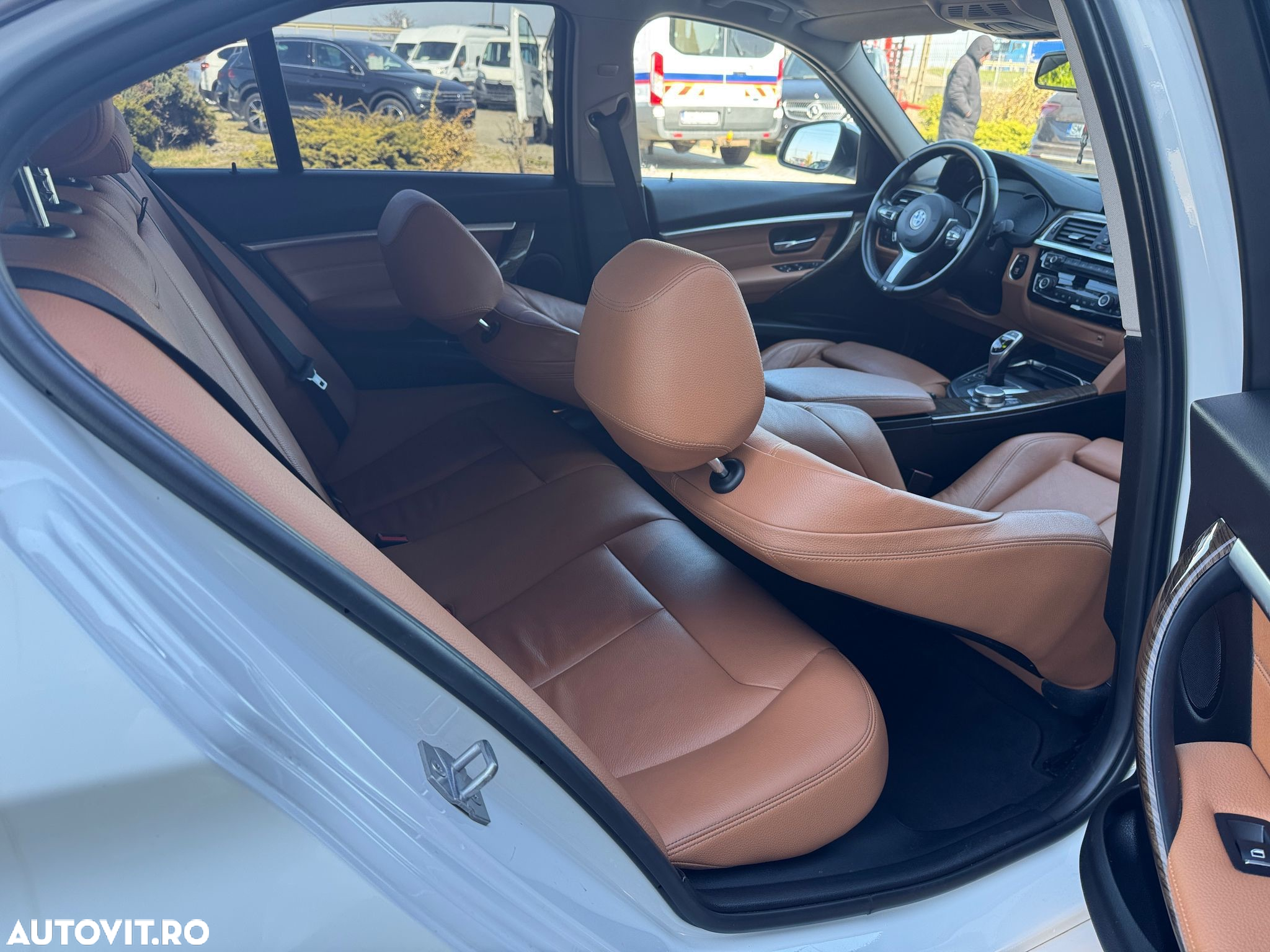 BMW Seria 3 318i Aut. Edition Luxury Line Purity - 19