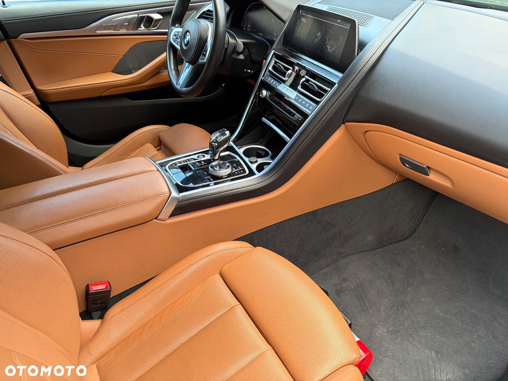 BMW Seria 8 - 6
