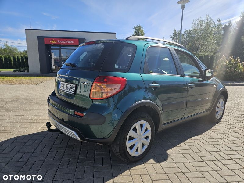 Suzuki SX4 1.6 VVT 4x4 Comfort - 4