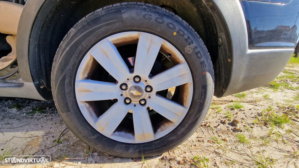 Chevrolet Captiva 2.0 VCDi LT 7L - 21
