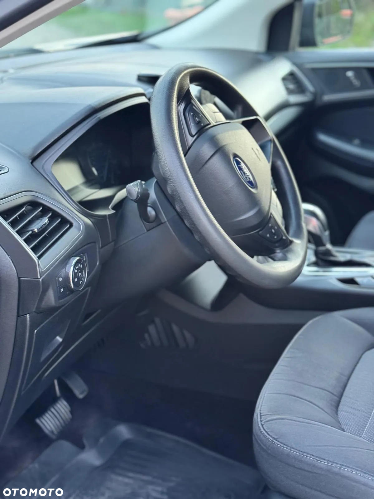 Ford Edge - 12