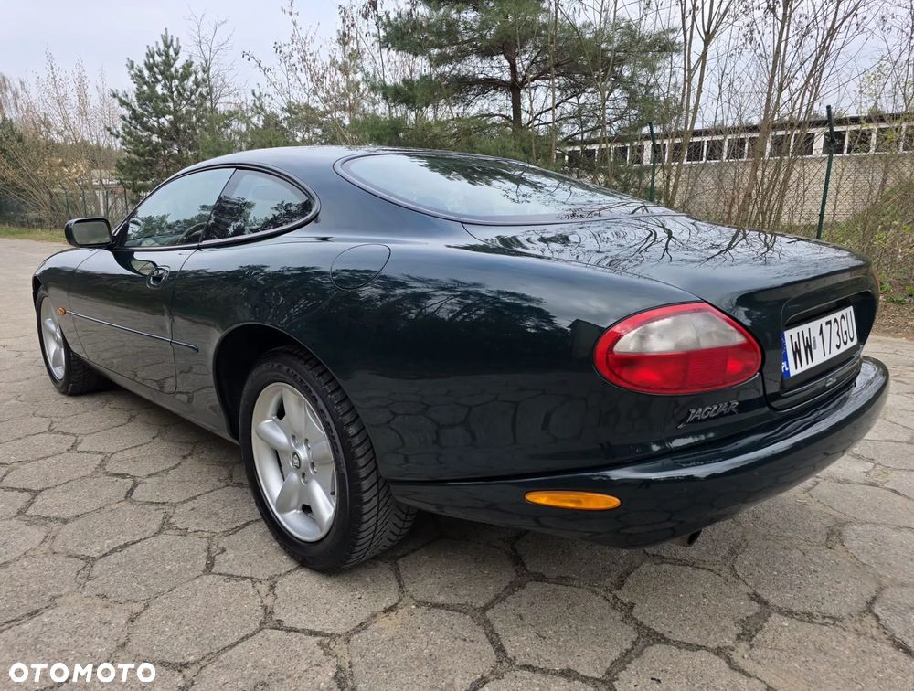 Jaguar XK - 7
