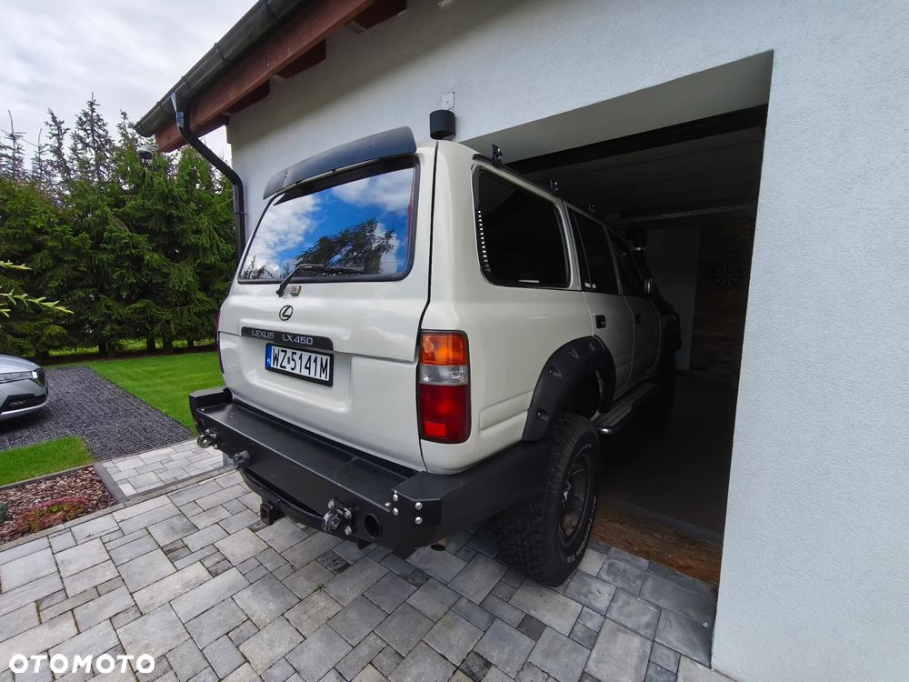 Toyota Land Cruiser - 5