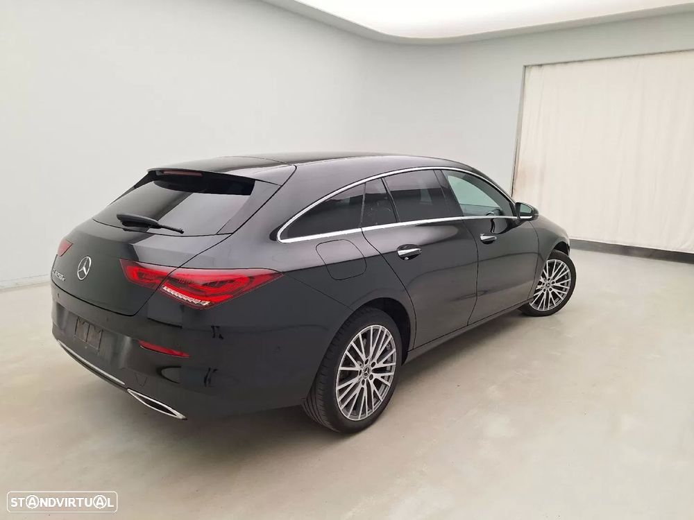Mercedes-Benz CLA 250 e Shooting Brake Progressive - 4