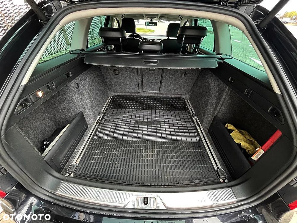 Skoda Superb 2.0 TDI 4x4 L&K DSG - 29