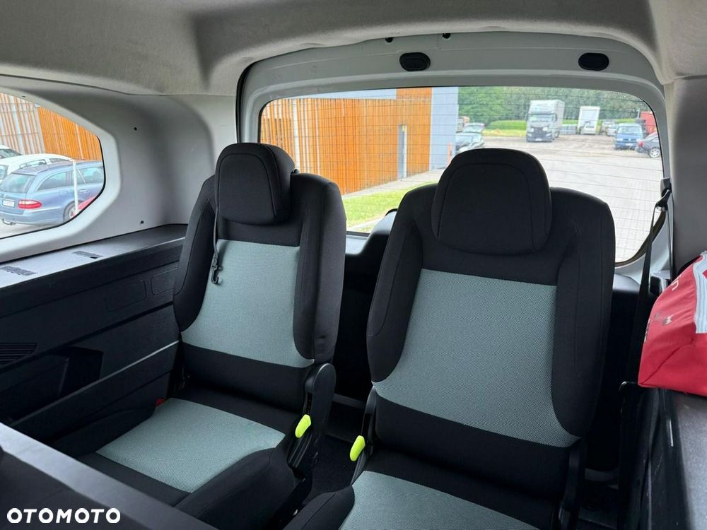 Citroën Berlingo XL BlueHDi 130 FEEL - 25