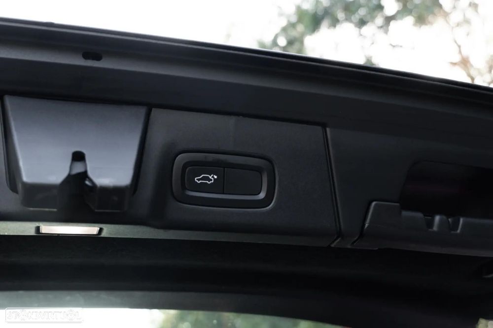 Volvo V90 2.0 D4 R-Design Geartronic - 54