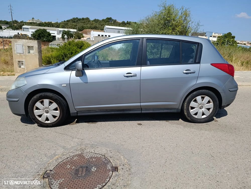 Nissan Tiida 1.5 dCi Tekna - 2