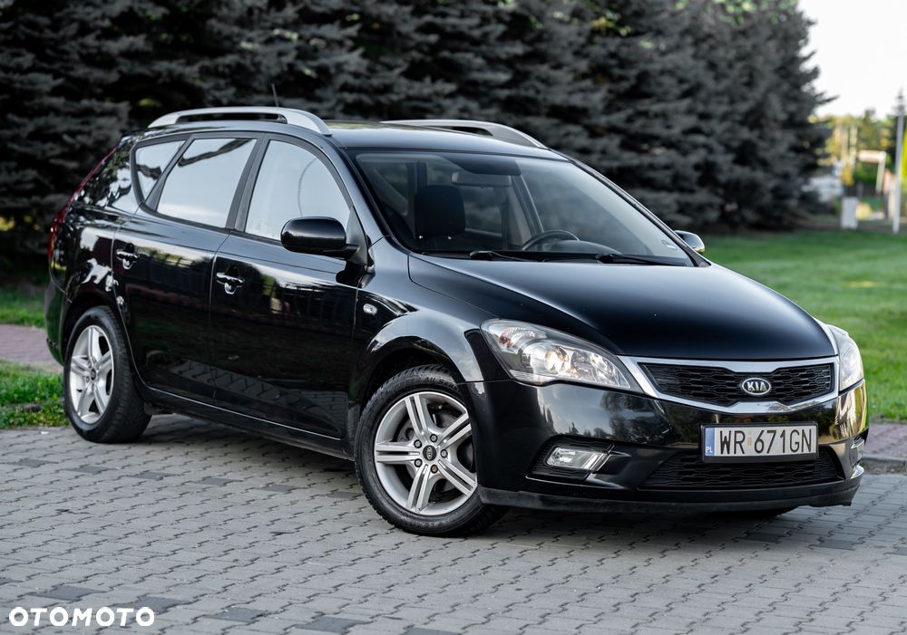 Kia Ceed 2009 photo 2