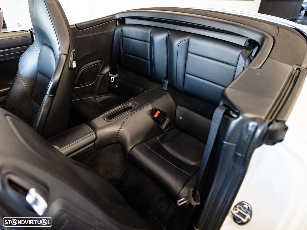 Porsche 911 (991) Turbo S Cabriolet - 41