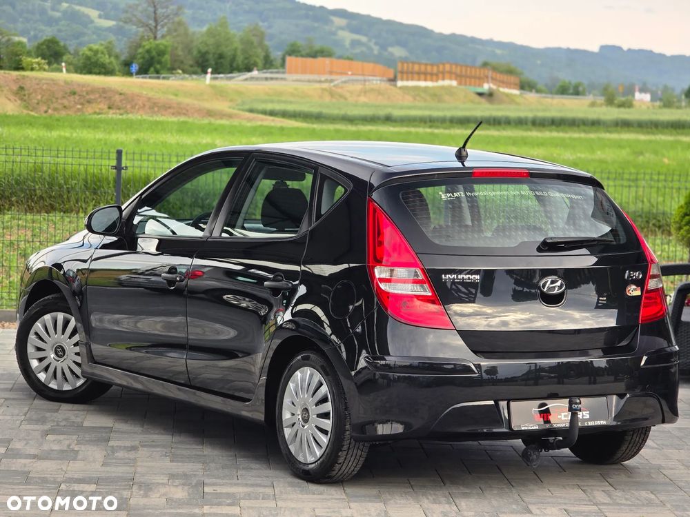 Hyundai i30 1.4 FIFA WM Edition - 15