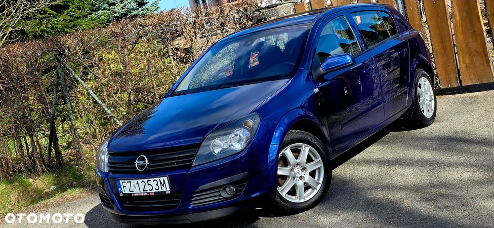 Opel Astra 1.8 Innovation - 27