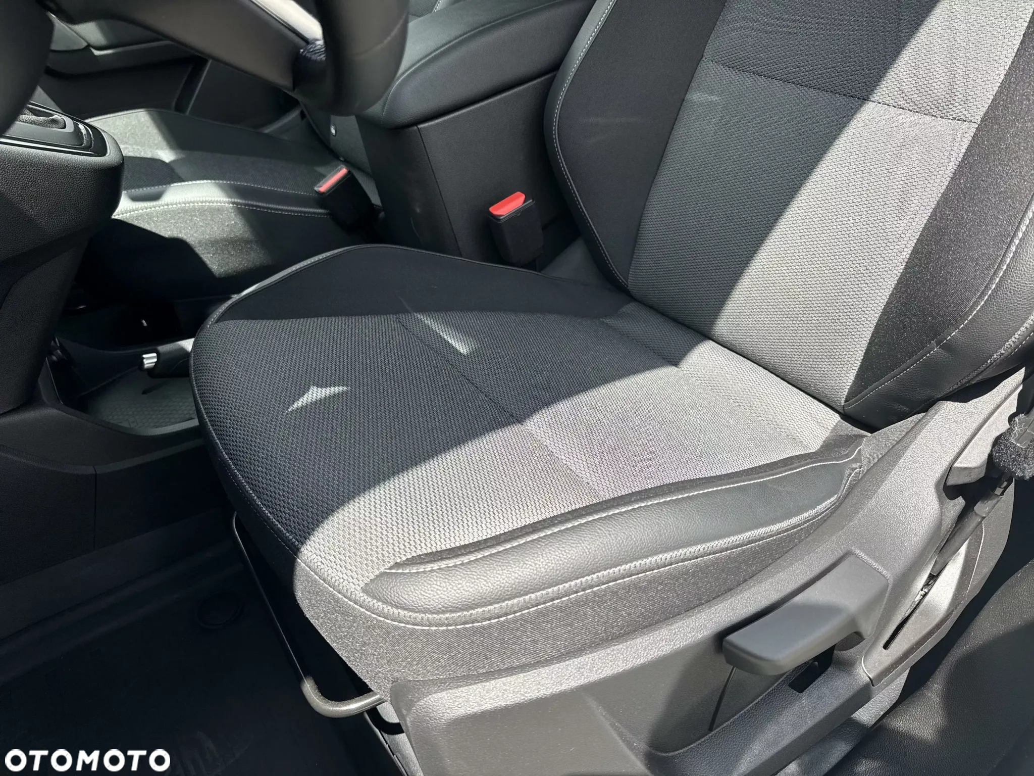 Renault Kangoo 1.5 dCi Techno EDC - 12