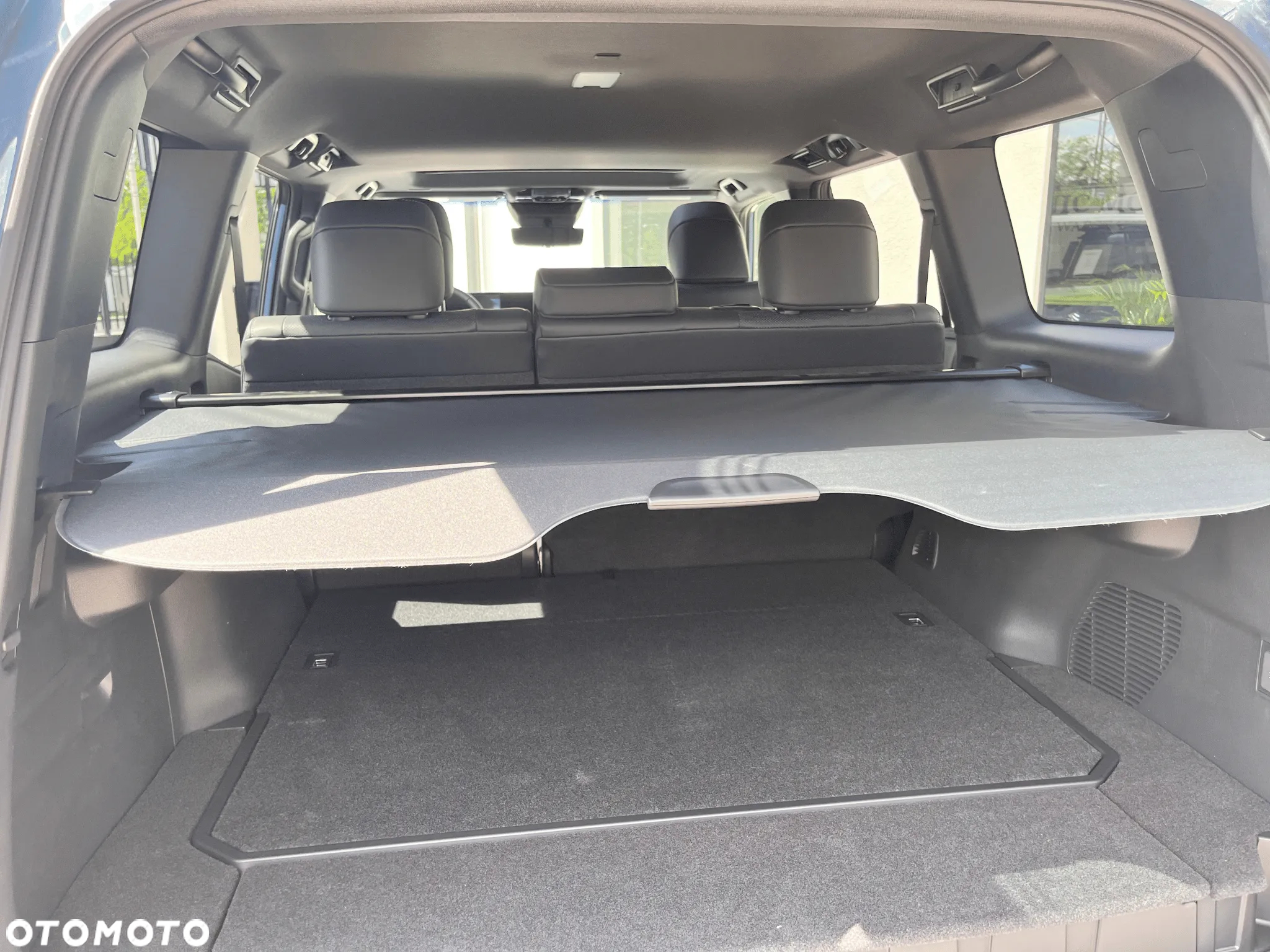 Toyota Land Cruiser - 31