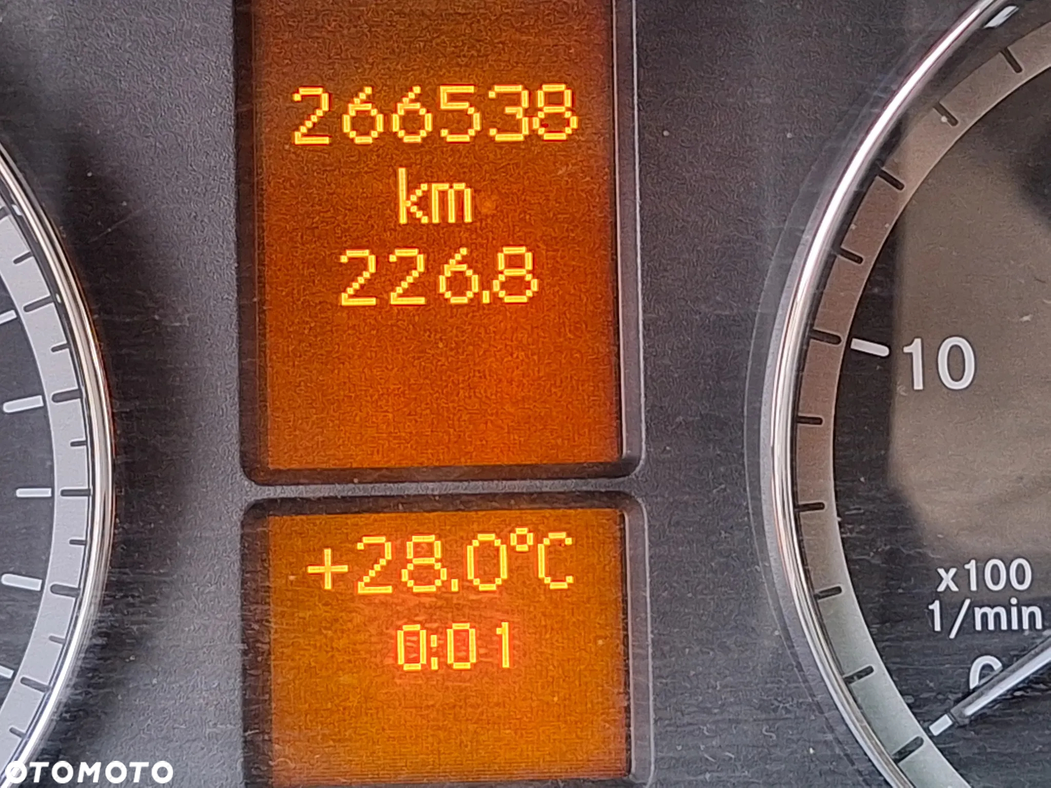 Mercedes-Benz Viano 3.0 CDI kompakt Automatik Ambiente Activity DPF - 17