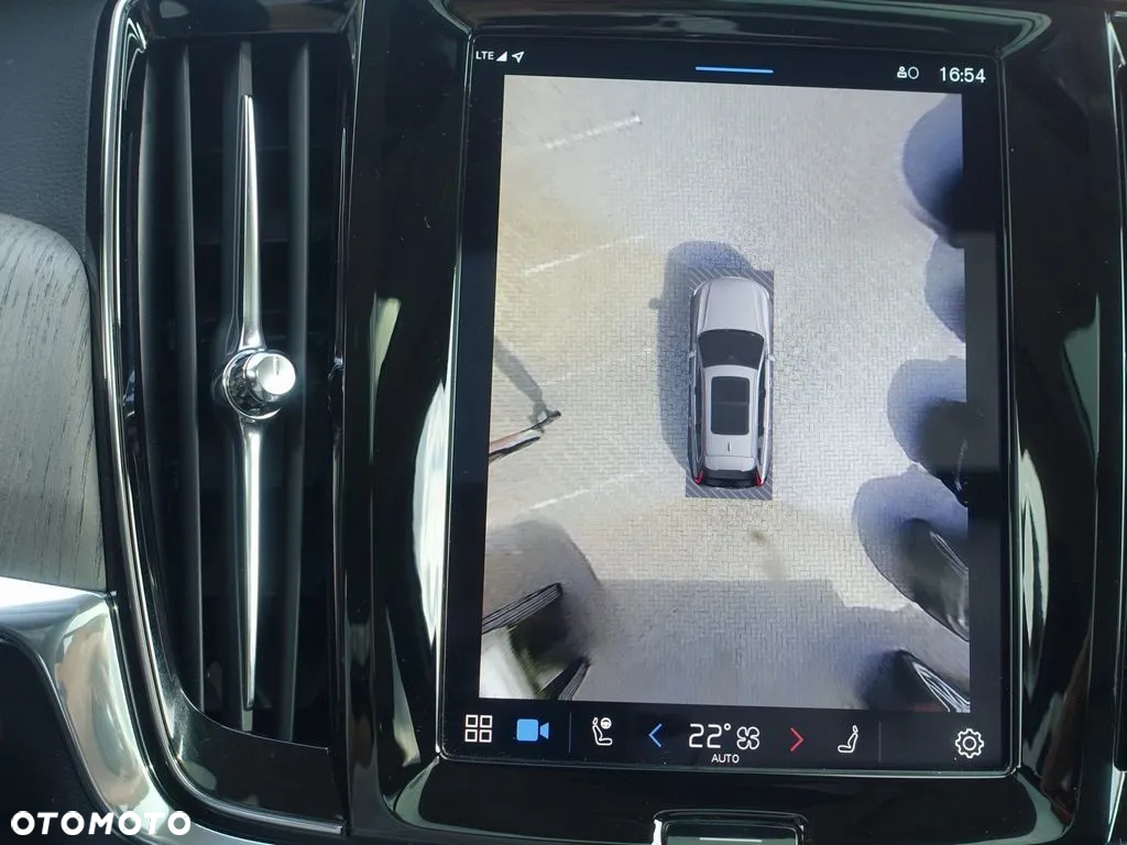 Volvo V90 Cross Country B5 B AWD Ultimate - 13