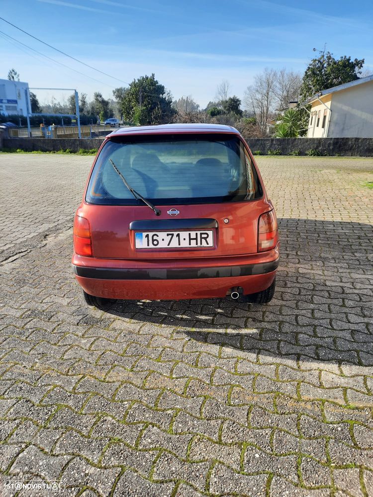 Nissan Micra 1.0 GX - 4