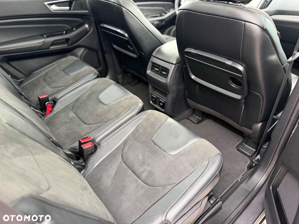 Ford Galaxy 2.0 TDCi Allrad Titanium - 35