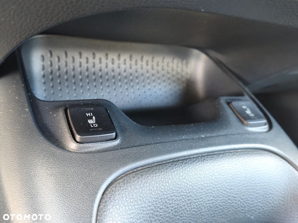 Toyota Corolla 1.8 Hybrid GPF Comfort - 15