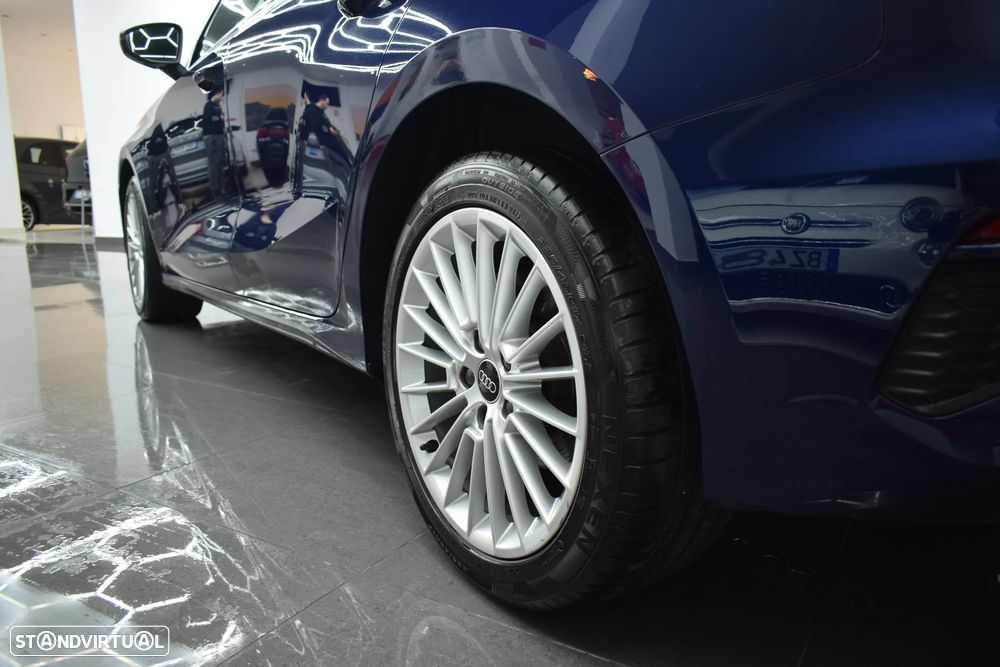 Audi A3 Sportback 30 TFSI S tronic - 3