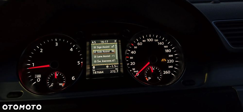 Volkswagen Passat 2.0 TDI 4Motion DSG BlueMotion Tech Exclusive - 20