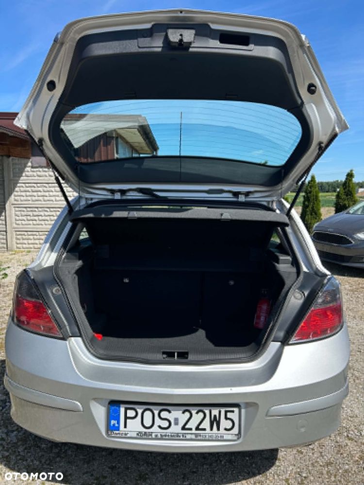 Opel Astra 1.6 - 9