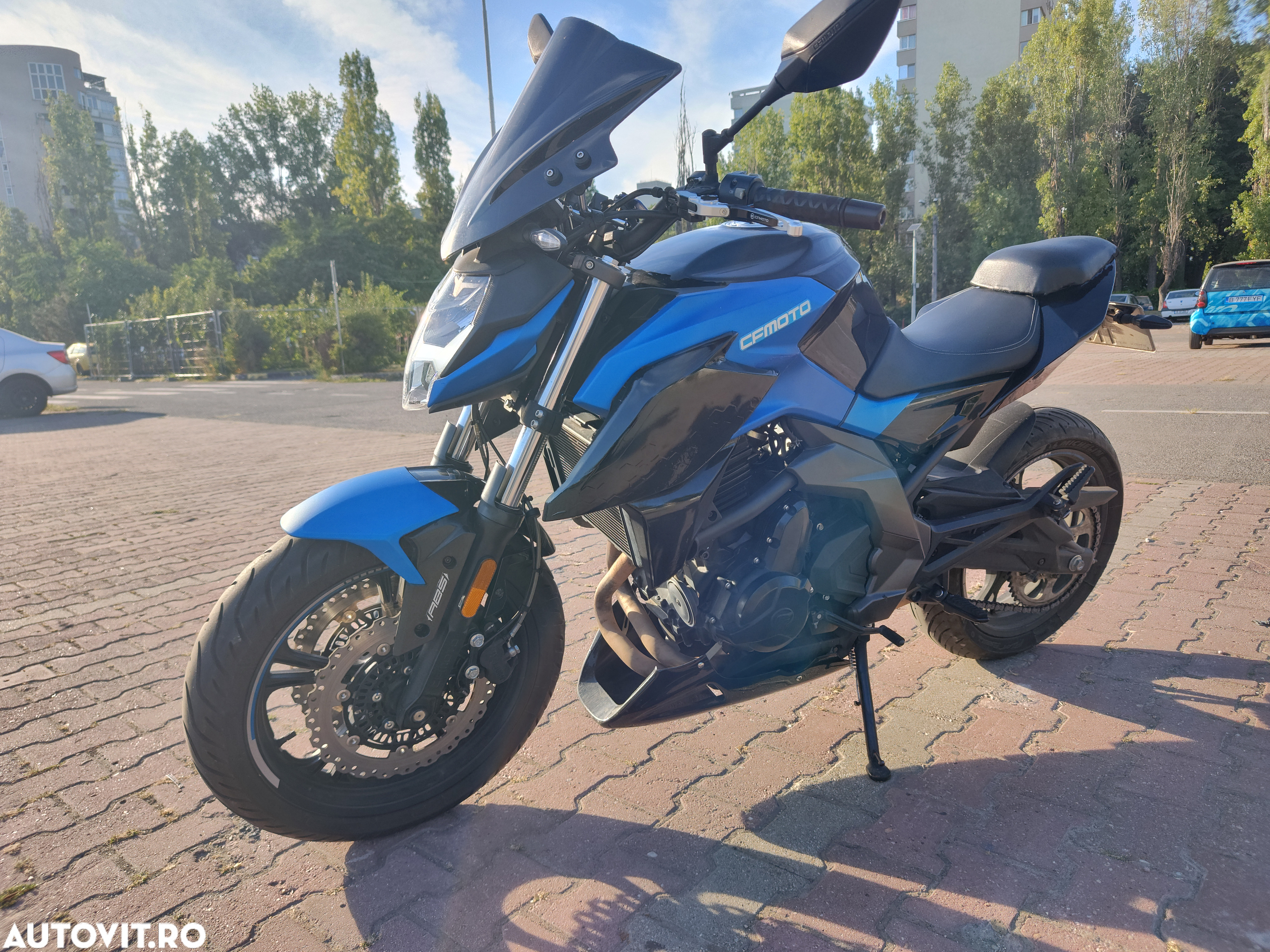 CF Moto 400NK ABS - 8